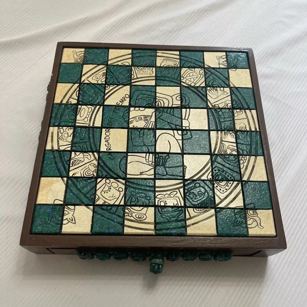 Aztec Mayan Calendar Malachite/Wood Green Chess Set VTG Read Description
